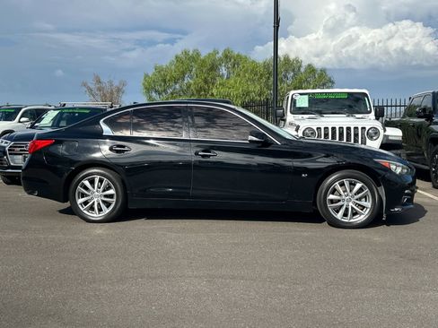 Used 2014 INFINITI Q50 Premium RWD image 2