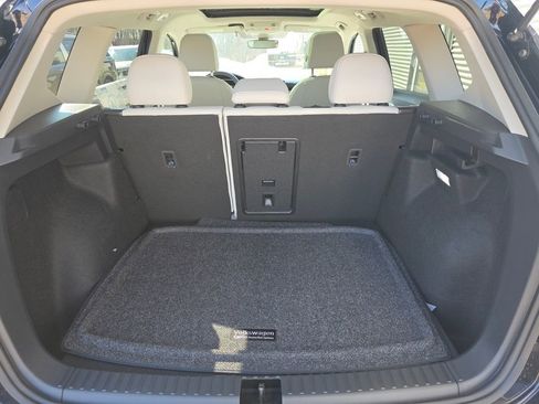 New 2026 Volkswagen Taos SE AWD/4WD image 6