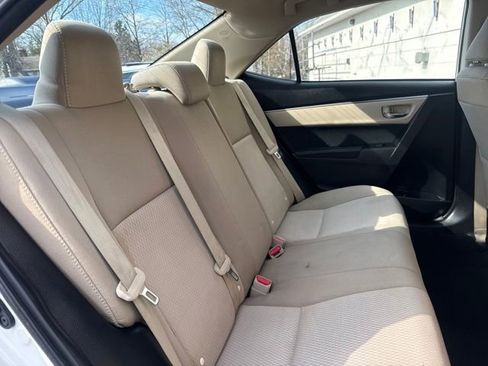 Used 2014 Toyota Corolla LE image 16