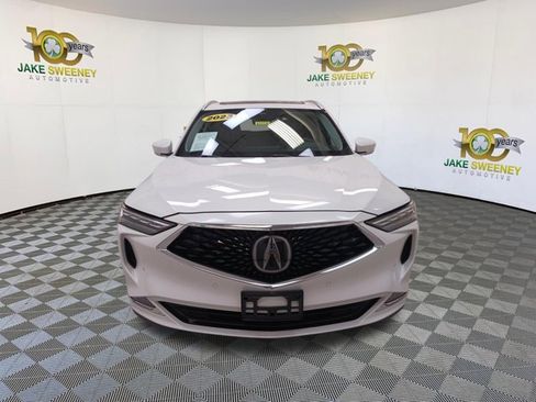 Used 2023 Acura MDX SH-AWD w/ Advance Package image 3