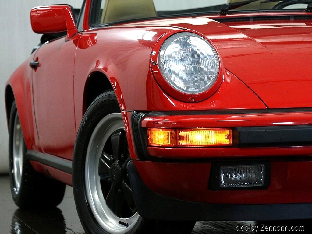 Used 1988 Porsche 911 Carrera RWD image 4