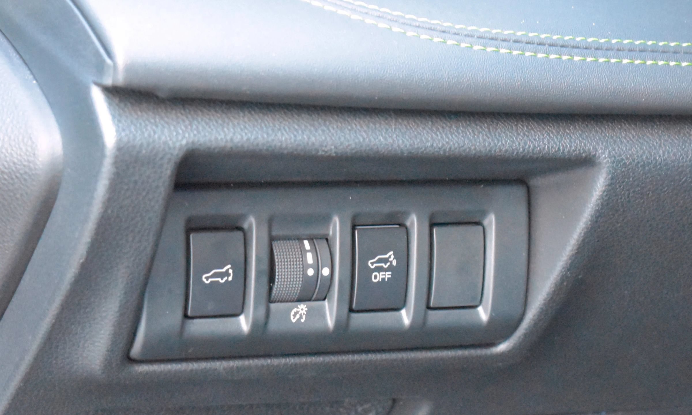 Used 2025 Subaru Outback Onyx Edition XT AWD/4WD image 19