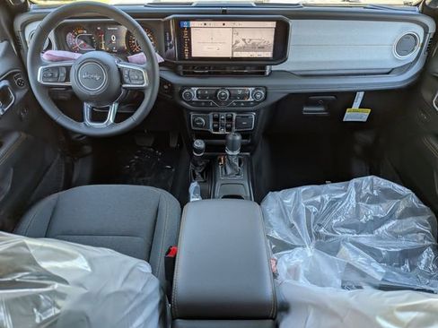 New 2026 Jeep Wrangler Unlimited Sahara AWD/4WD image 14