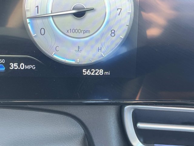 Certified 2024 Hyundai Elantra SEL FWD image 39