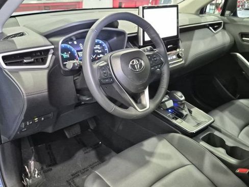 Certified 2026 Toyota Corolla Cross XLE w/ Convenience Package AWD/4WD image 4