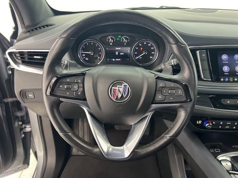 Used 2024 Buick Enclave Essence w/ Technology Package FWD image 11