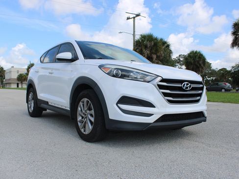 Used 2018 Hyundai Tucson SE FWD image 21