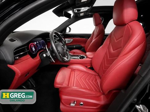 Used 2023 Maserati Grecale Modena AWD/4WD image 10