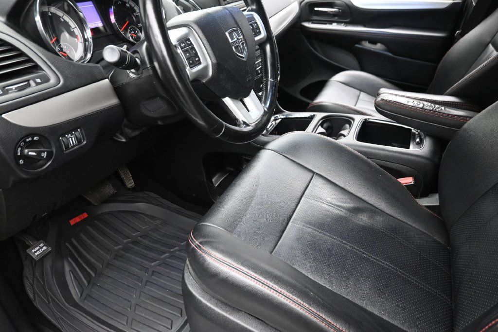 Used 2020 Dodge Grand Caravan GT FWD image 19