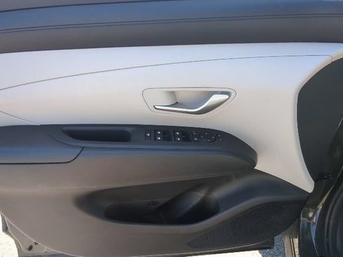 Used 2025 Hyundai Tucson SEL AWD/4WD image 28