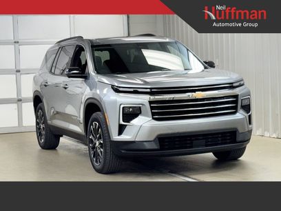 New 2026 Chevrolet Traverse LT w/ Sun and Wheel Package
