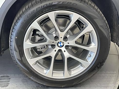 Used 2026 BMW X5 xDrive40i AWD/4WD image 13