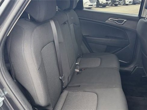 Used 2023 Kia Sportage LX image 13