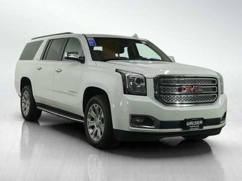 Used 2017 GMC Yukon XL SLT image 7