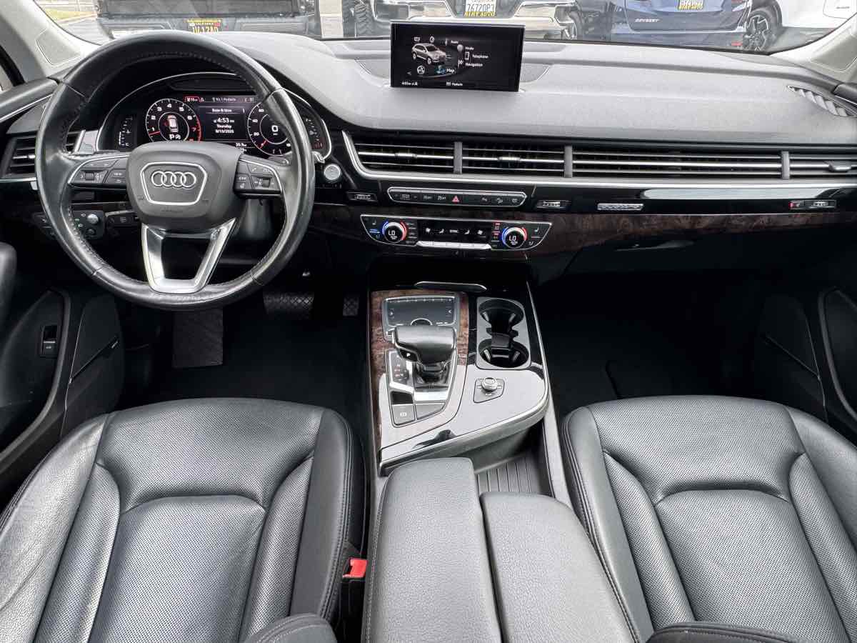 Used 2018 Audi Q7 3.0T Prestige w/ Prestige Package AWD/4WD image 22