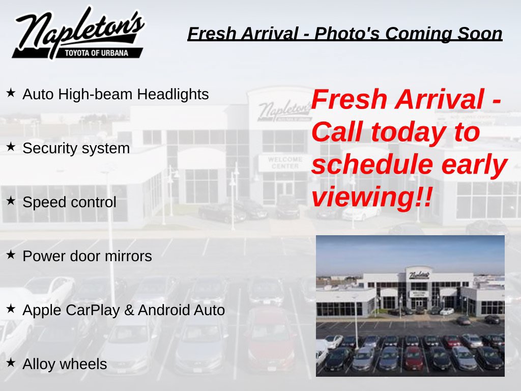 Used 2026 Hyundai Elantra Sport FWD image 2