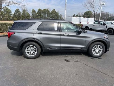 New 2026 Ford Explorer Active RWD image 36