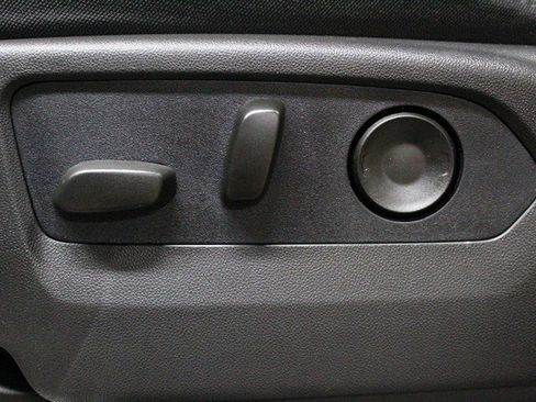 New 2026 GMC Sierra 1500 Elevation image 17