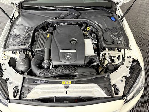 Used 2017 Mercedes-Benz C 300 4MATIC Sedan image 33