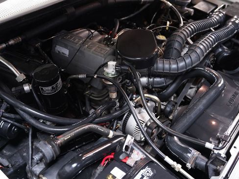 Used 1993 Ford F150 XLT image 26