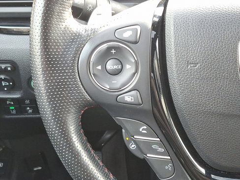 Used 2021 Honda Ridgeline Black Edition image 23