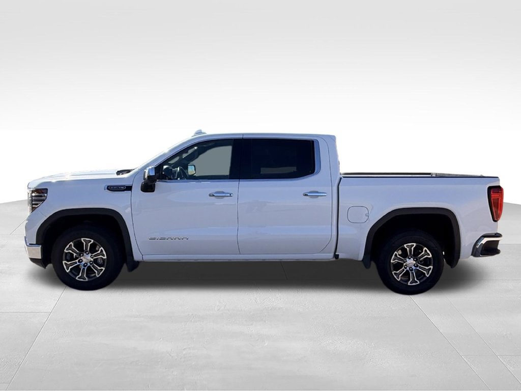 Used 2025 GMC Sierra 1500 SLT RWD image 10