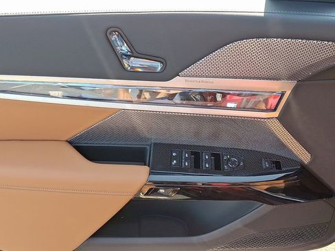 New 2025 BMW 740i xDrive 740i xDrive image 12