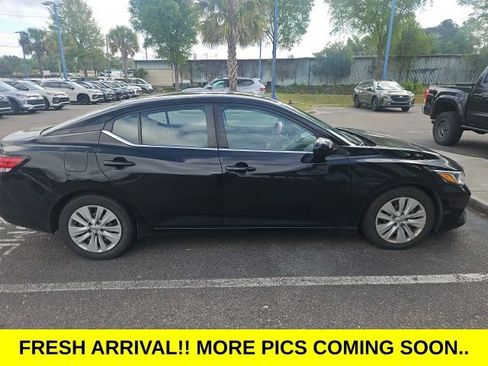 Used 2020 Nissan Sentra S image 4