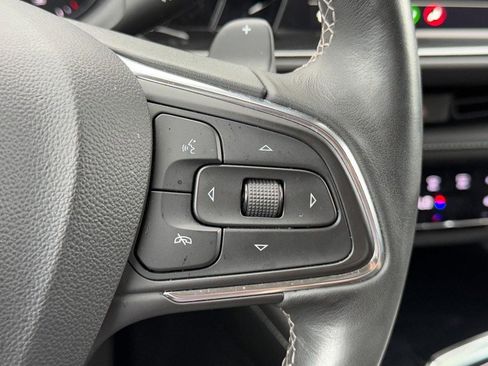 Used 2023 Buick Envision Essence image 18