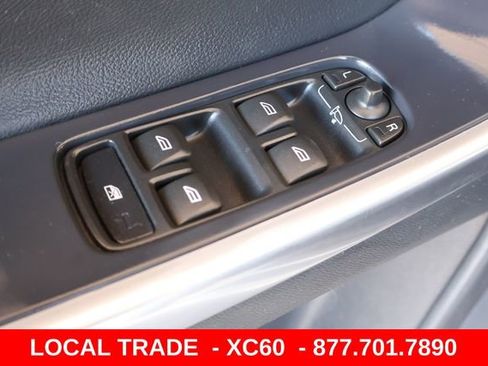 Used 2015 Volvo XC60 T6 AWD/4WD image 14