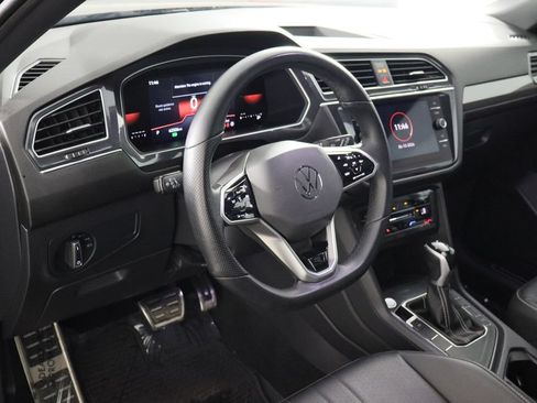 Used 2023 Volkswagen Tiguan SE R-Line FWD image 19