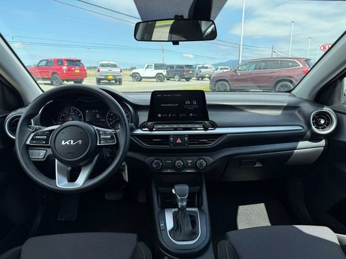 Certified 2023 Kia Forte LXS FWD image 17