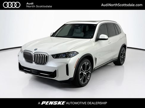 Used 2024 BMW X5 xDrive40i w/ Premium Package AWD/4WD image 1