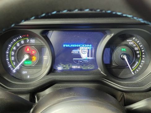 Used 2024 Jeep Wrangler Unlimited Rubicon 4xe AWD/4WD image 16