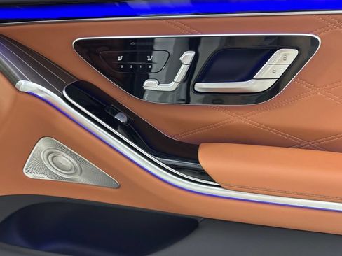Certified 2022 Mercedes-Benz Maybach S 580 4MATIC image 21