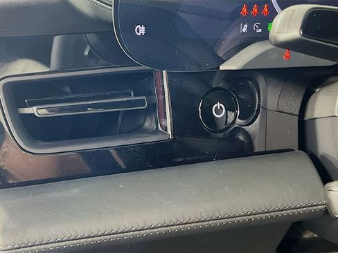 New 2026 Porsche Taycan image 11