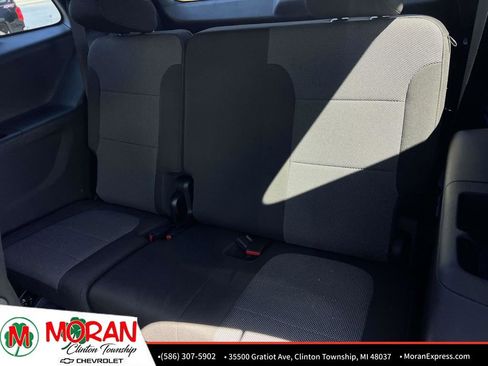 Certified 2023 Chevrolet Traverse LT FWD image 14