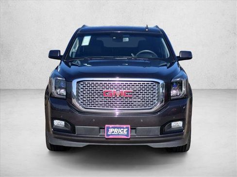 Used 2017 GMC Yukon Denali w/ Open Road Package RWD image 2