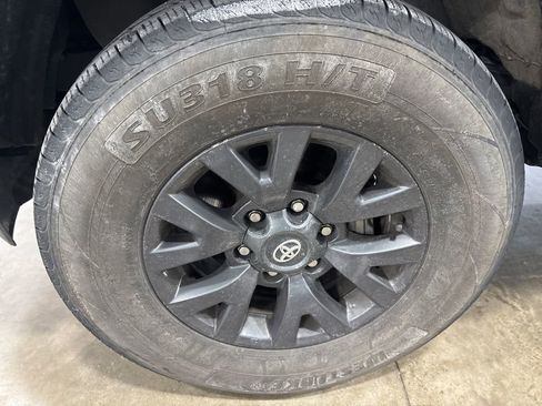 Used 2023 Toyota Tacoma SR5 image 14