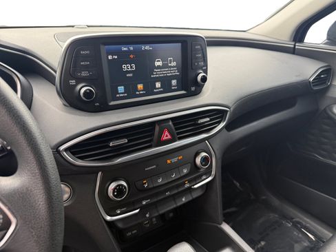 Used 2019 Hyundai Santa Fe SEL image 12
