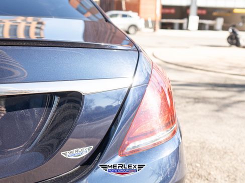 Used 2018 Mercedes-Benz S 560 Sedan w/ AMG Line Exterior image 50