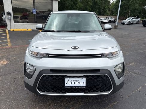 Used 2021 Kia Soul S FWD image 3