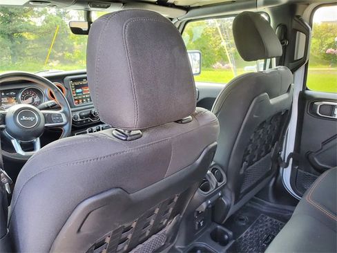 Used 2022 Jeep Gladiator Mojave image 9