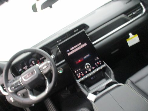 New 2026 GMC Terrain Elevation w/ Elevation Premium Package FWD image 16