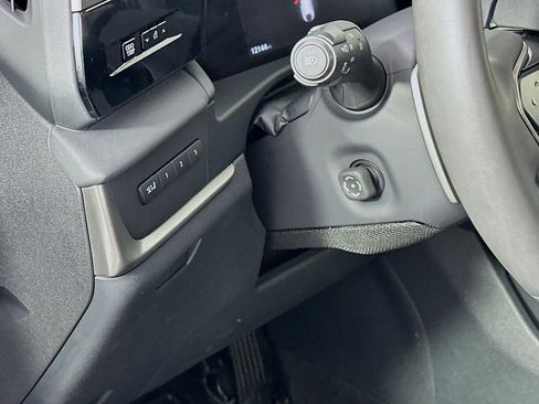 Used 2023 Lexus RZ 450e Premium w/ Technology Package image 17