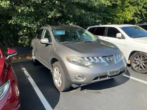 Used 2010 Nissan Murano SL w/ Leather Pkg FWD image 3