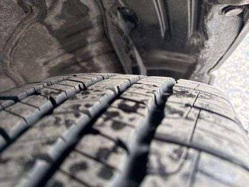 Used 2019 Honda CR-V EX-L image 17