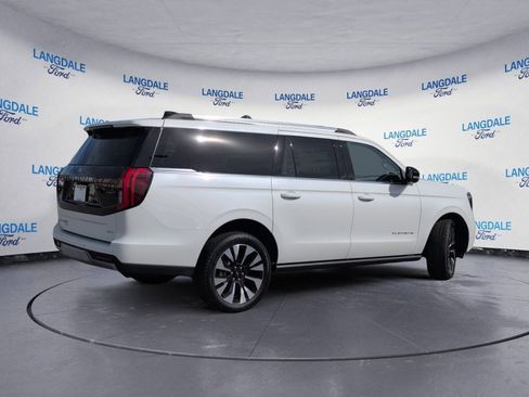 New 2026 Ford Expedition Max Platinum w/ Driver's Package image 4