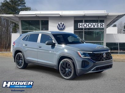 Certified 2025 Volkswagen Atlas Cross Sport SE w/ Black Wheel Package