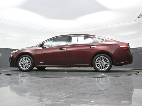 Used 2014 Toyota Avalon Limited w/ Technology Package FWD image 27